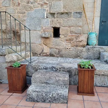 A Casa Da Ita Сasa de vacaciones Ourense
